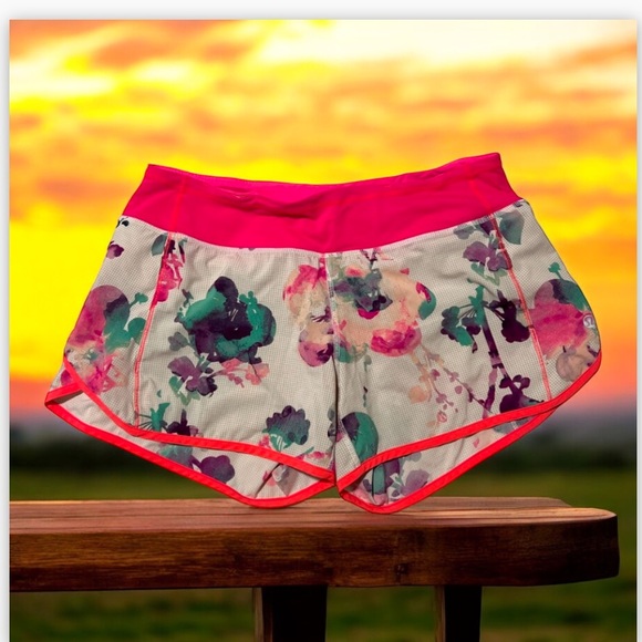 Lululemon Running Shorts And Matching Jacket Size 6 - Picture 3 of 5